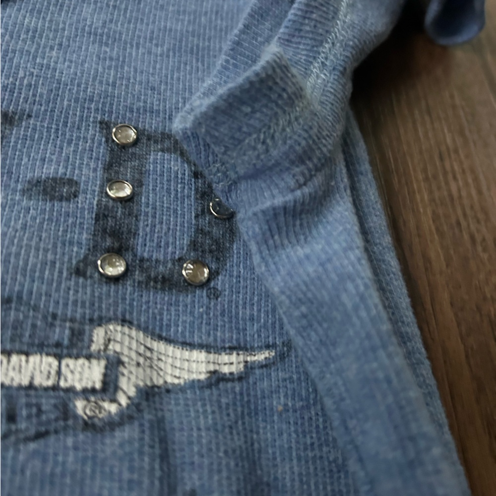 Y2K HARLEY-DAVIDSON Baby Tee Rhinestone Logo Henley Fitted 2000s Moto Indie Sz L - Picture 5 of 9